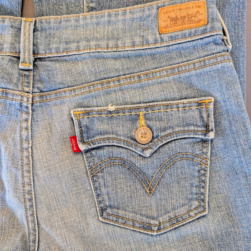 Levi's 526 Red Tab Slender Boot Cut jeans Retro Western Denim Core Durable - Picture 8 of 14